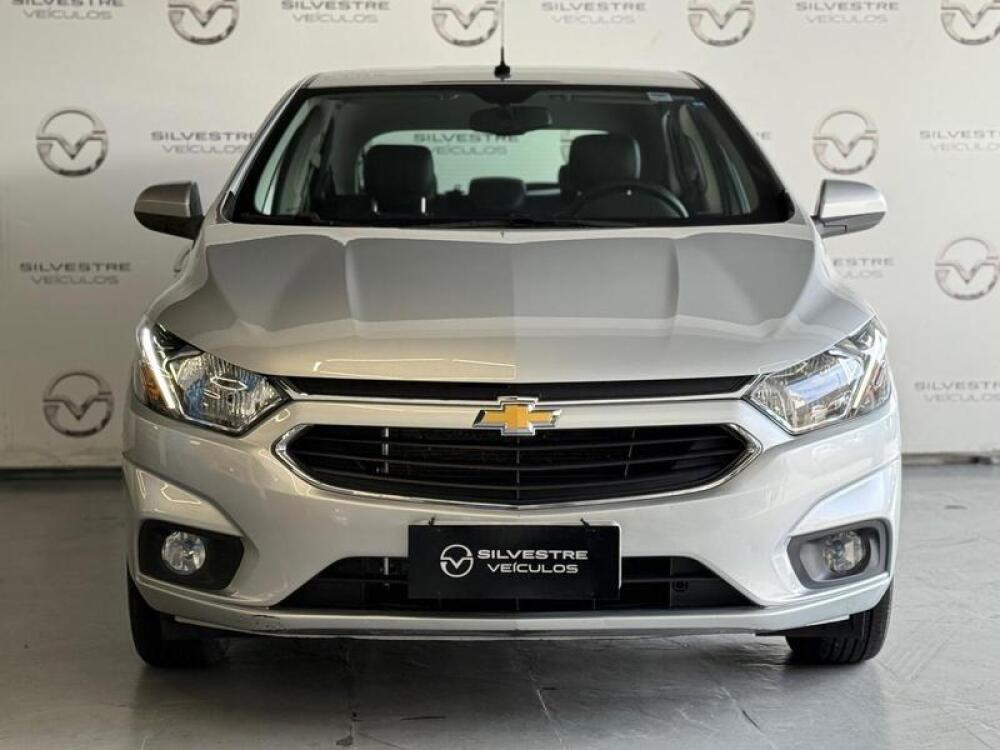 Chevrolet Onix Hatch