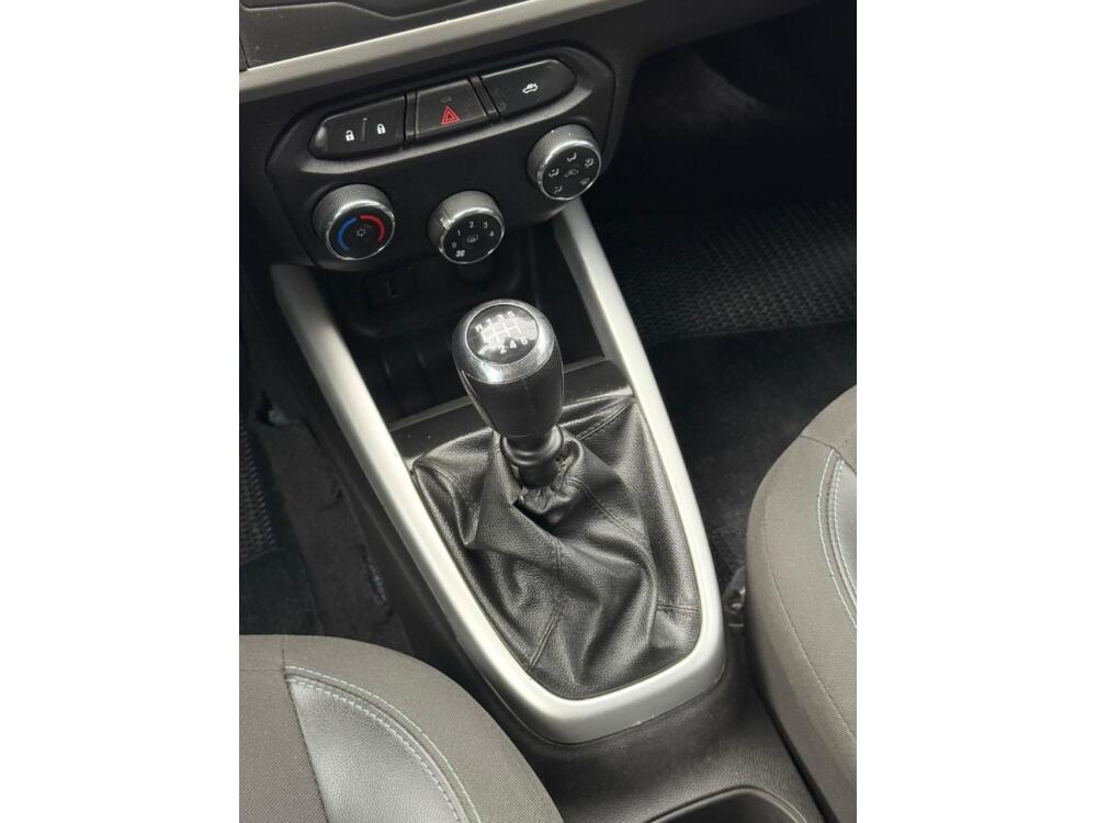 Chevrolet Onix Hatch