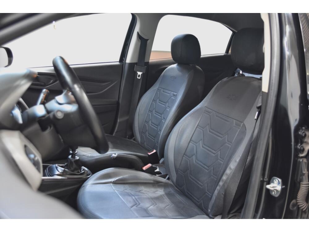 Chevrolet Onix Hatch