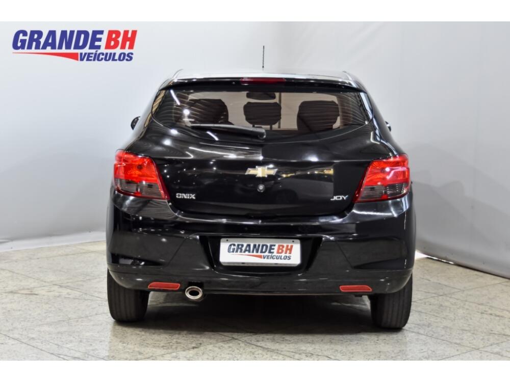Chevrolet Onix Hatch