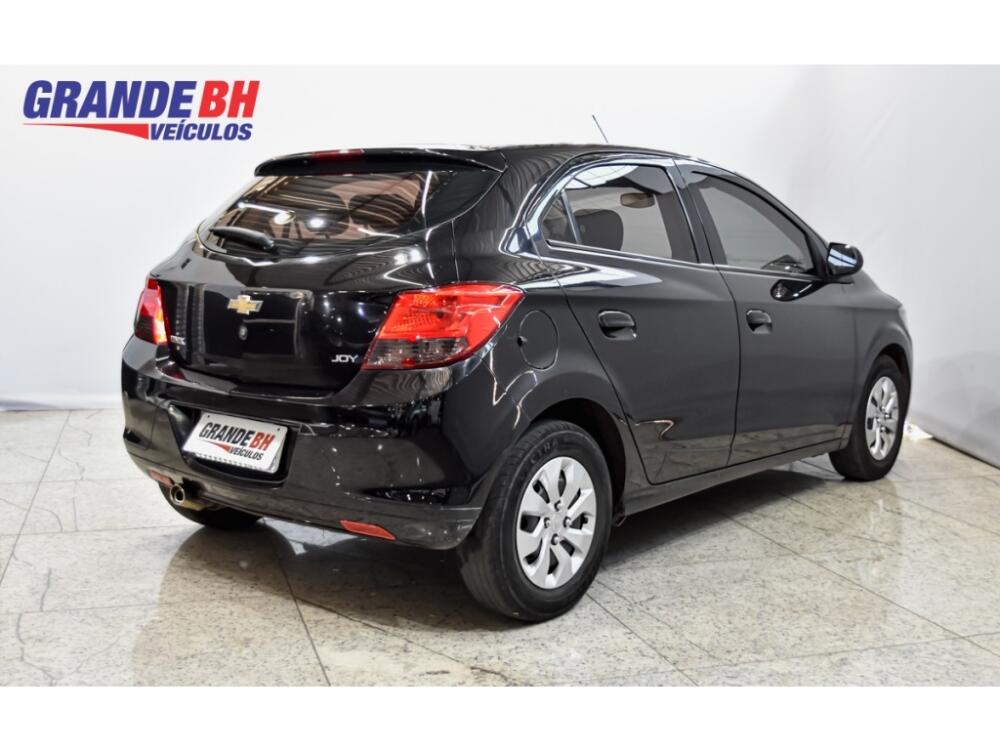 Chevrolet Onix Hatch