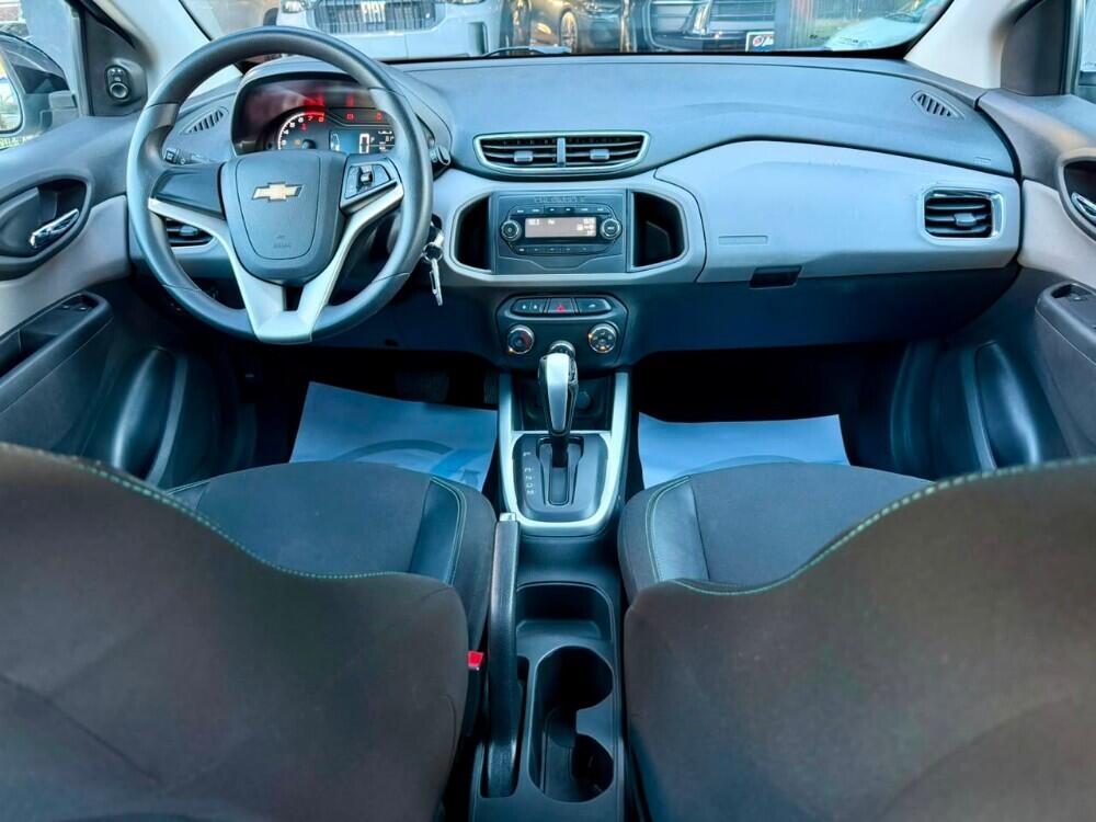 Chevrolet Onix Hatch