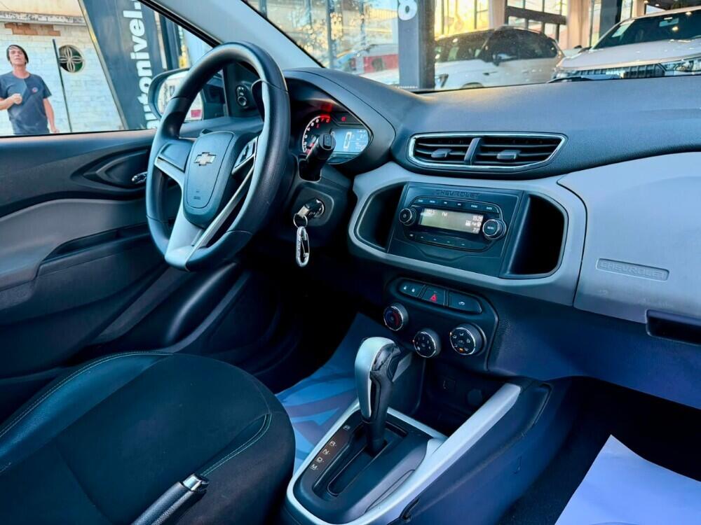 Chevrolet Onix Hatch
