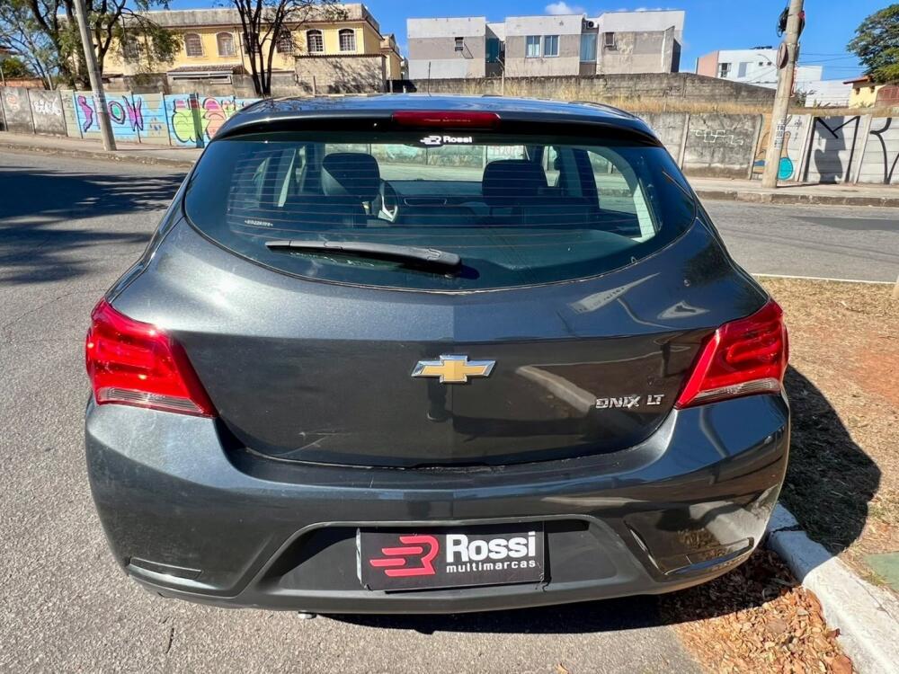 Chevrolet Onix Hatch