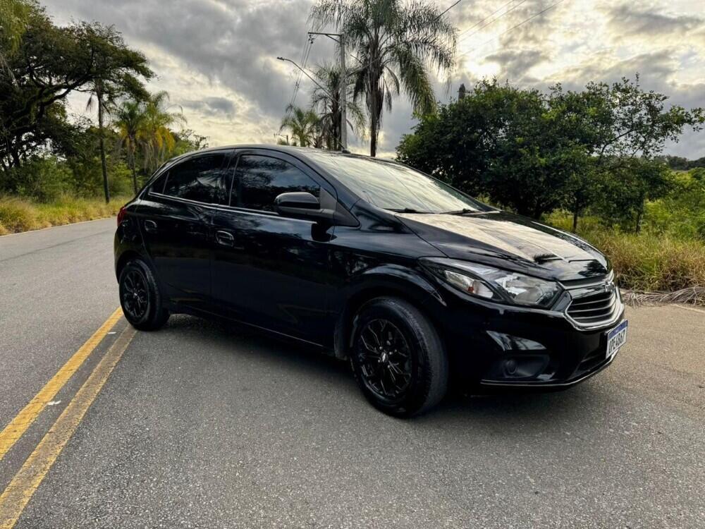 Chevrolet Onix Hatch