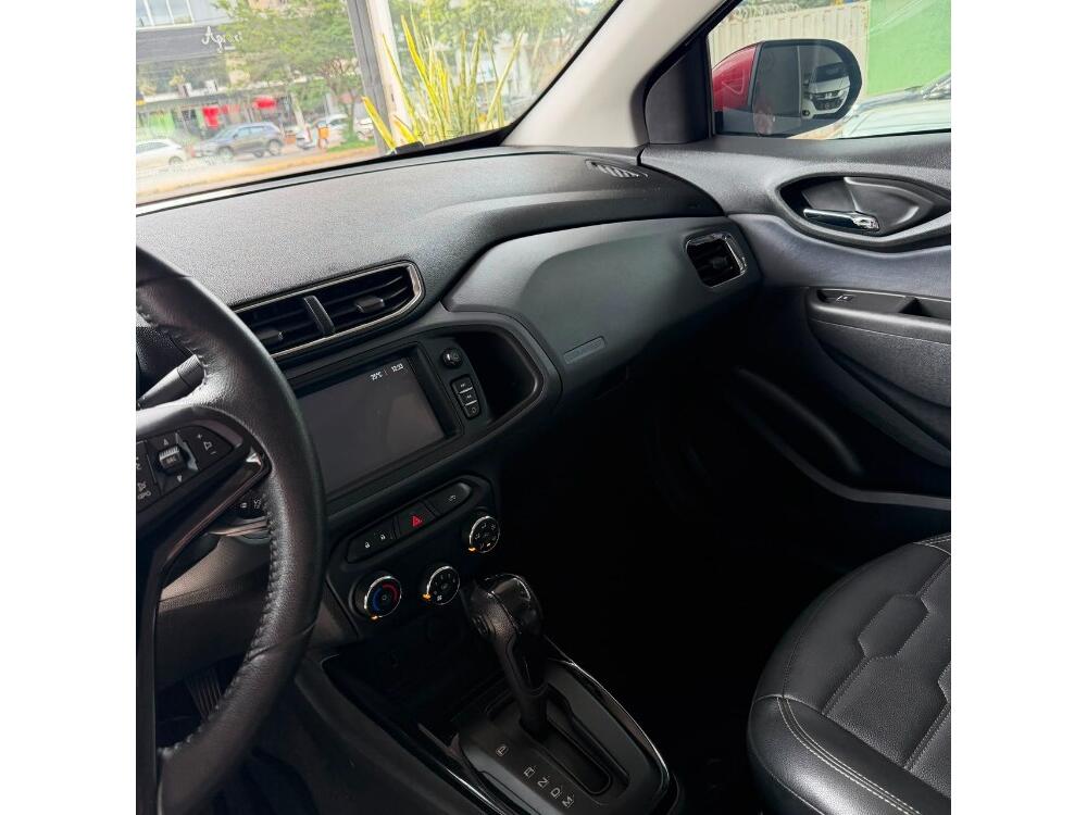 Chevrolet Onix Hatch