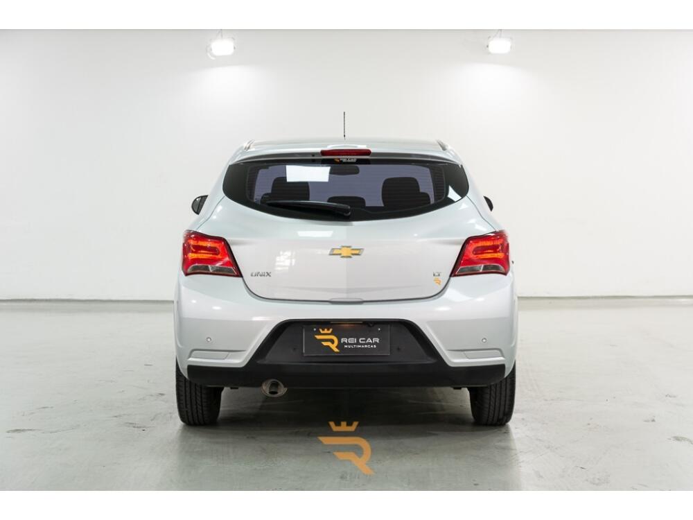 Chevrolet Onix Hatch
