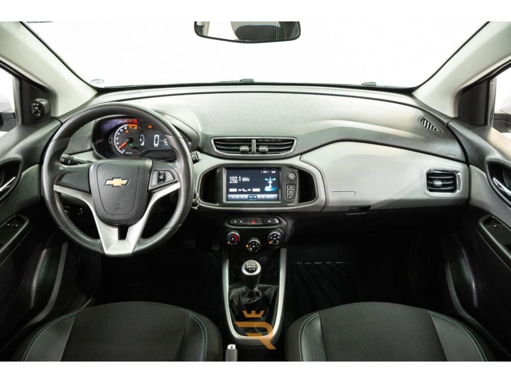 Chevrolet Onix Hatch