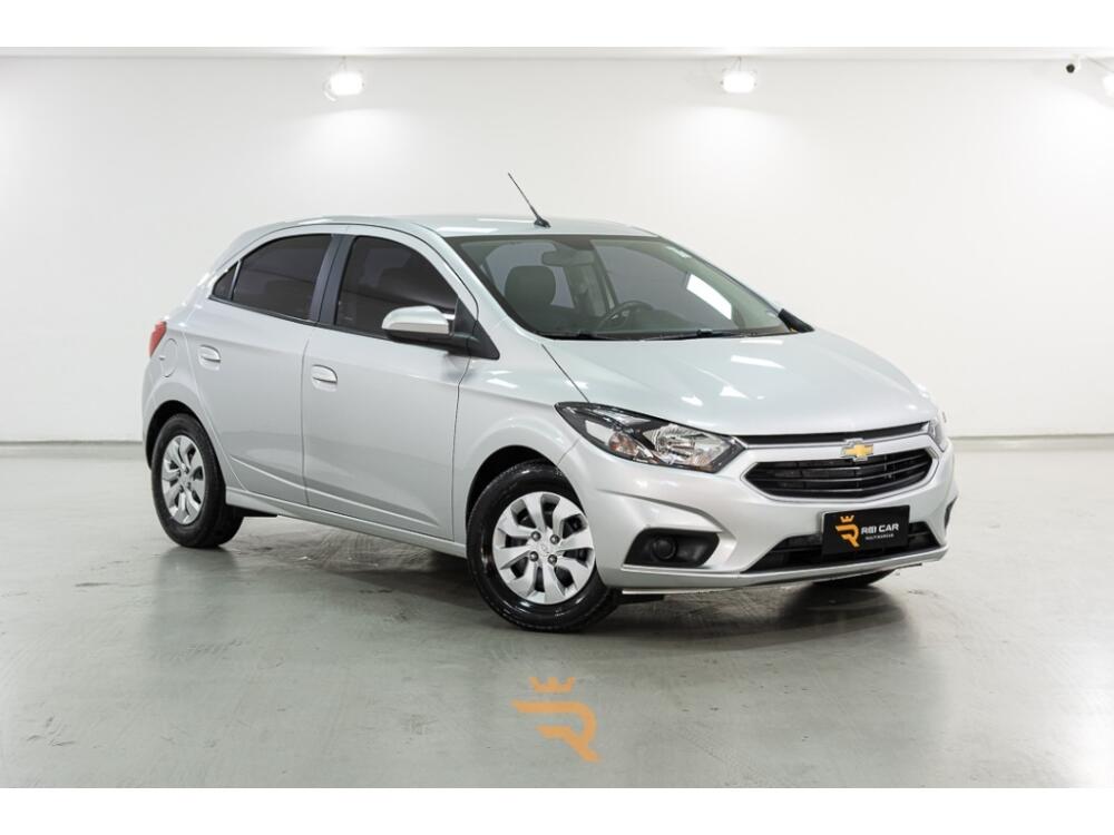Chevrolet Onix Hatch