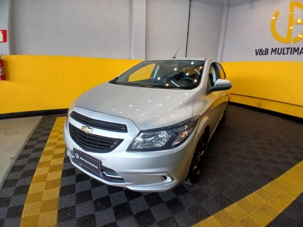 Chevrolet Onix Hatch