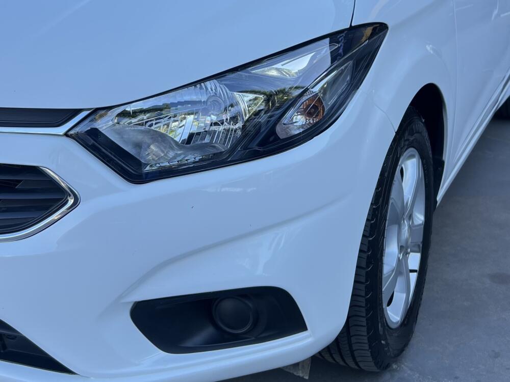 Chevrolet Onix Hatch