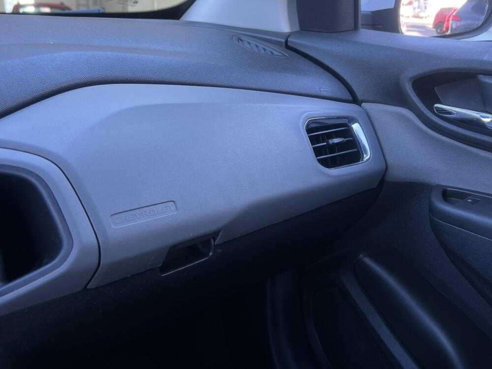 Chevrolet Onix Hatch