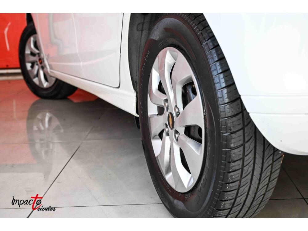 Chevrolet Onix Hatch