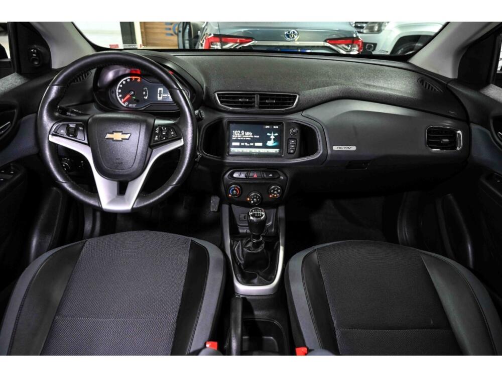 Chevrolet Onix Hatch