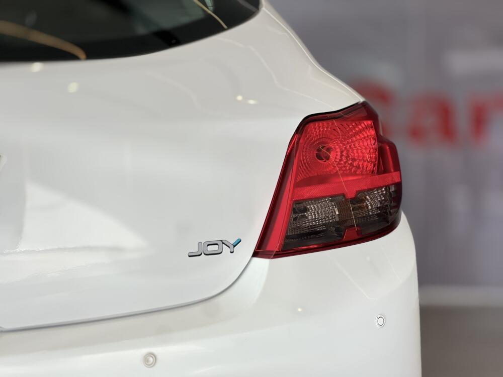 Chevrolet Onix Hatch