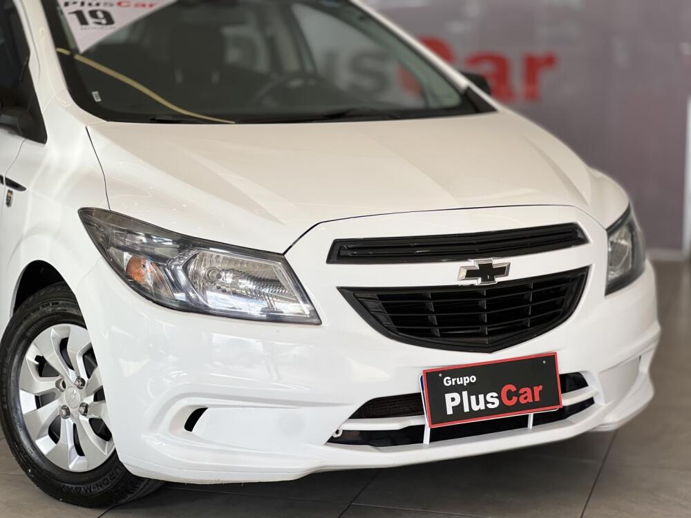 Chevrolet Onix Hatch