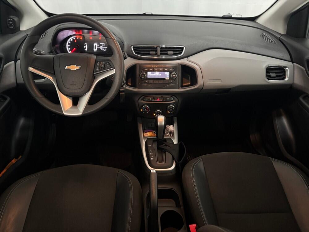 Chevrolet Onix Hatch