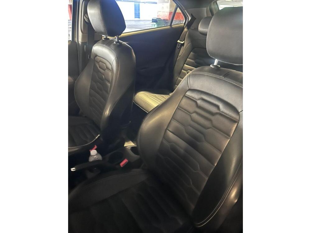 Chevrolet Onix Hatch