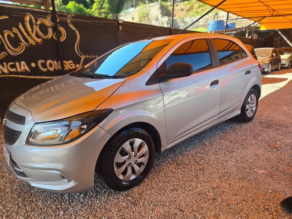 Chevrolet Onix Hatch