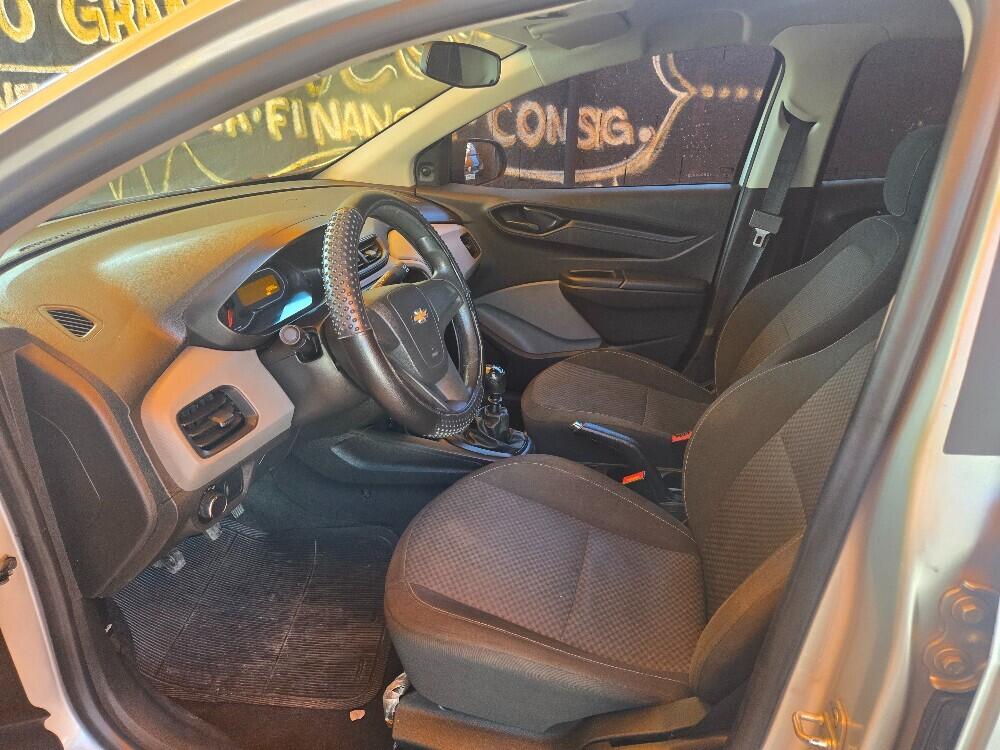 Chevrolet Onix Hatch