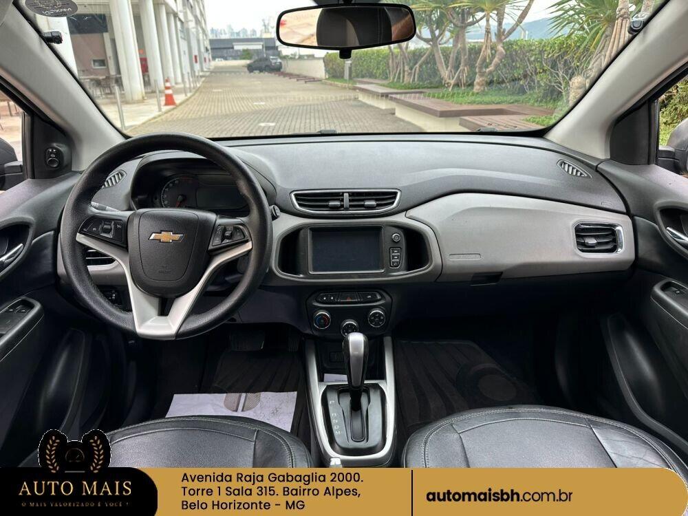 Chevrolet Onix Hatch