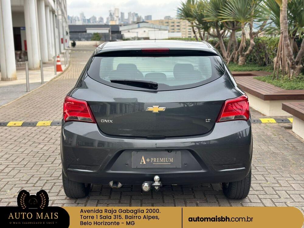Chevrolet Onix Hatch