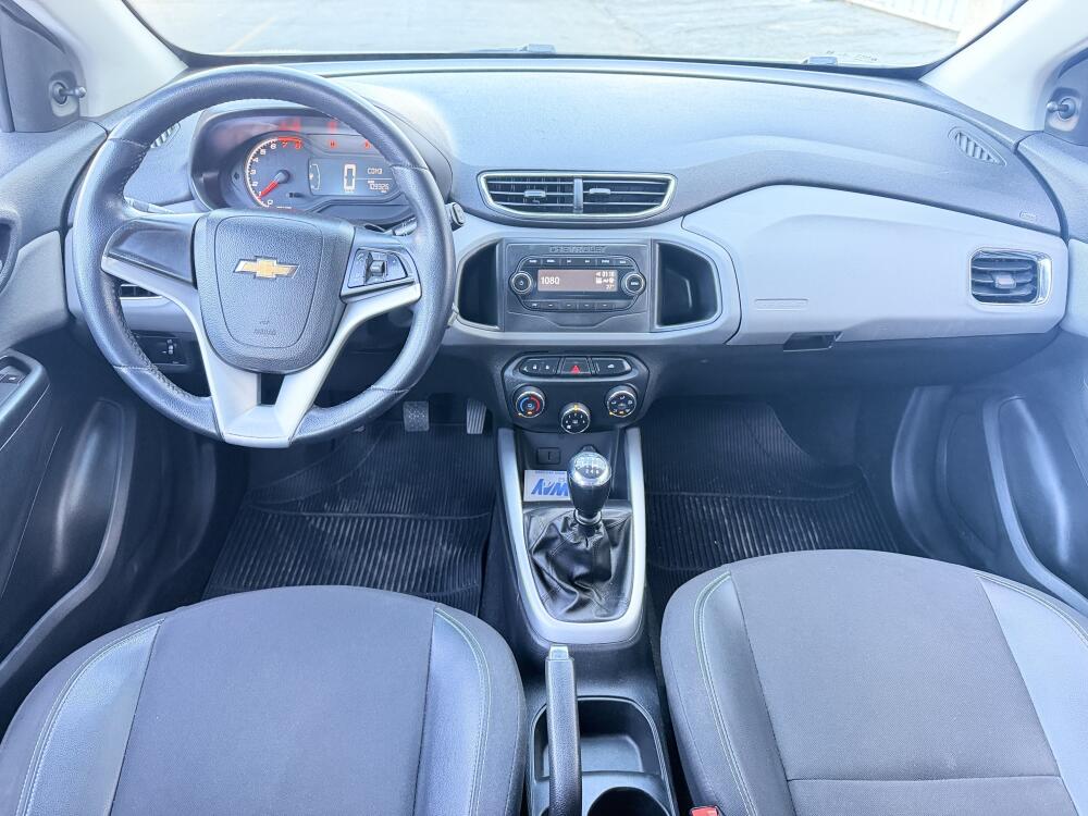 Chevrolet Onix Hatch