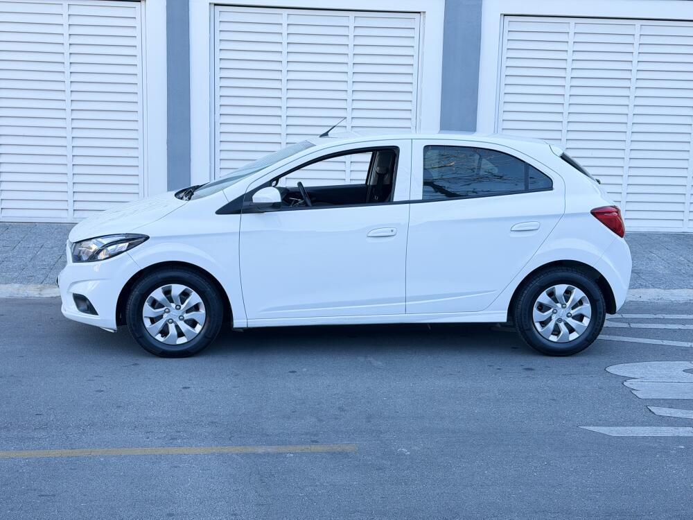 Chevrolet Onix Hatch