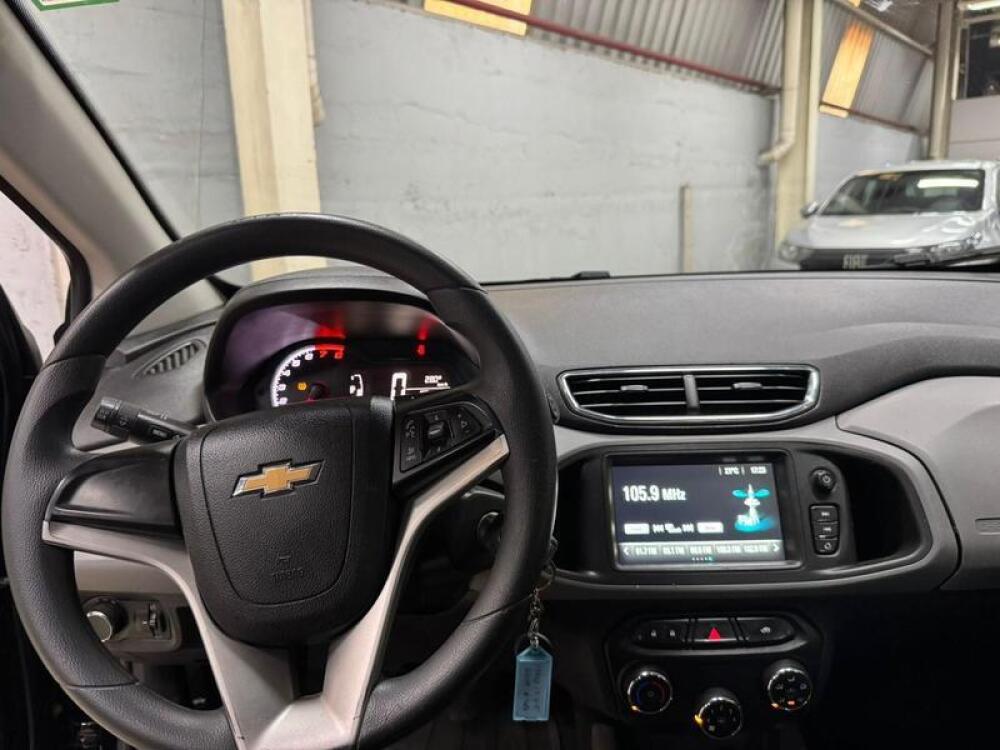 Chevrolet Onix Hatch