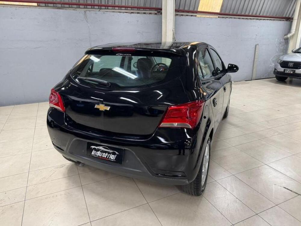 Chevrolet Onix Hatch