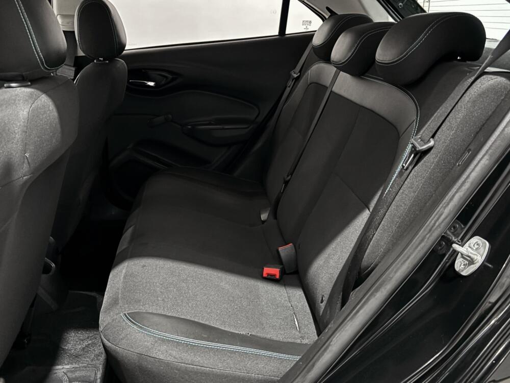 Chevrolet Onix Hatch
