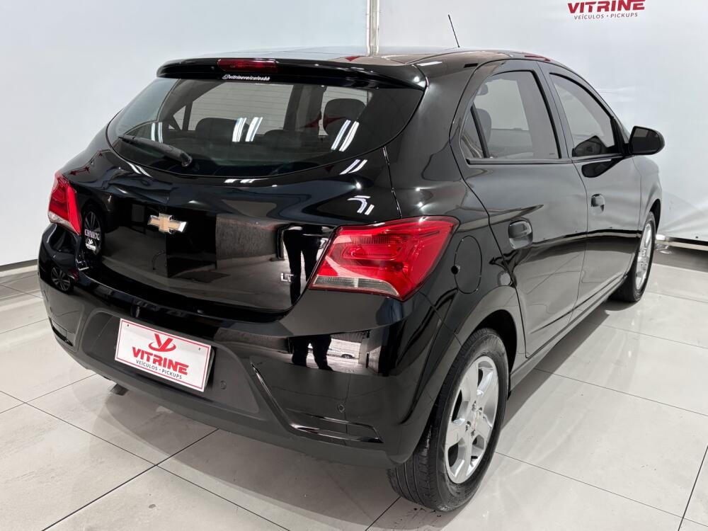 Chevrolet Onix Hatch
