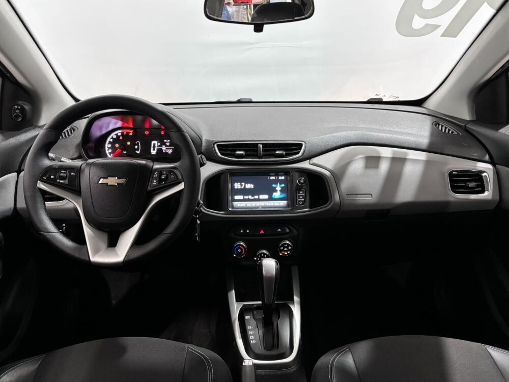 Chevrolet Onix Hatch