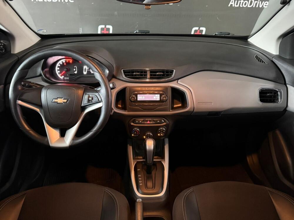 Chevrolet Onix Hatch