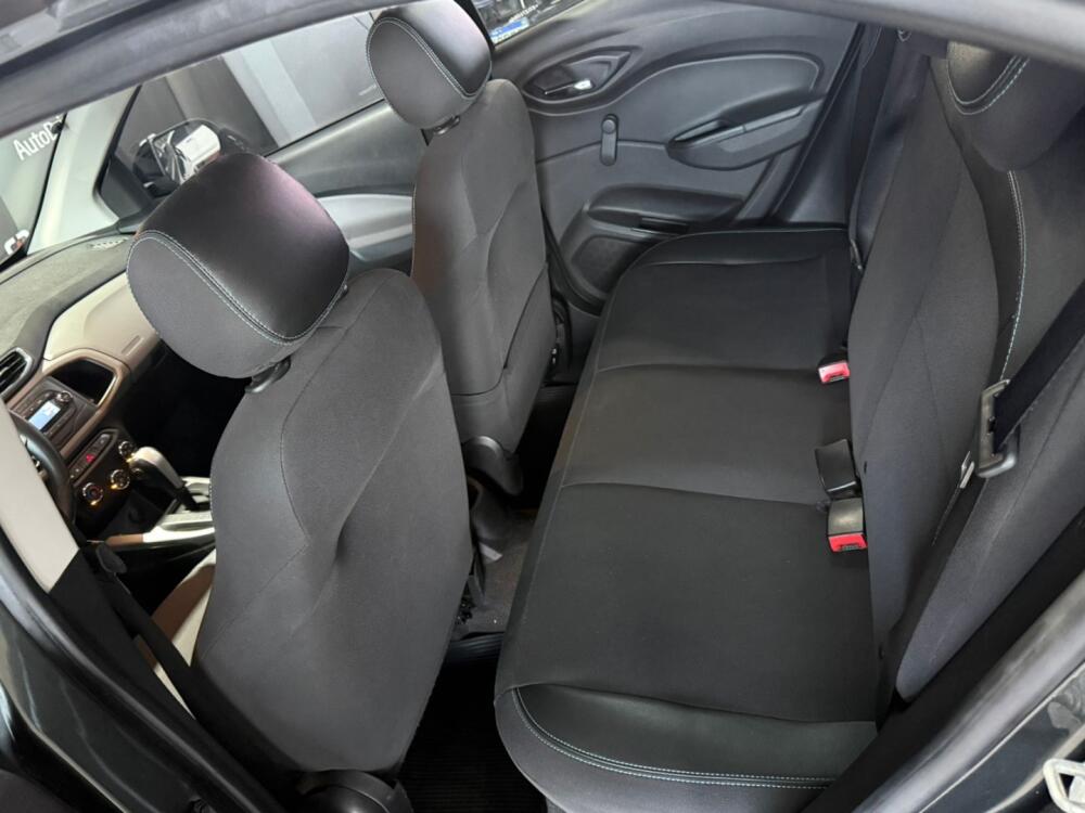 Chevrolet Onix Hatch