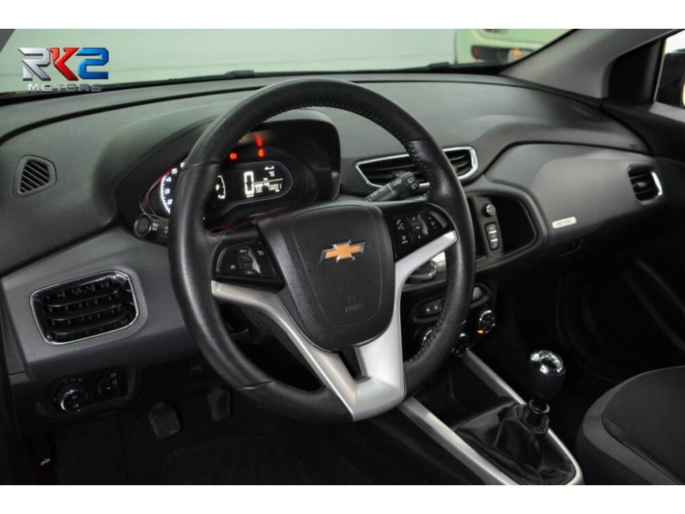 Chevrolet Onix Hatch