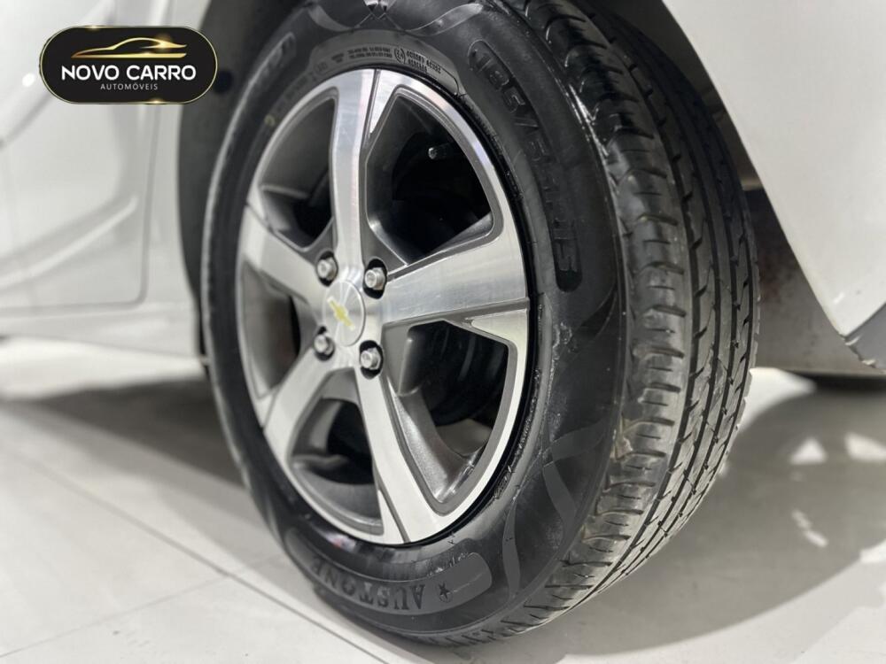 Chevrolet Onix Hatch