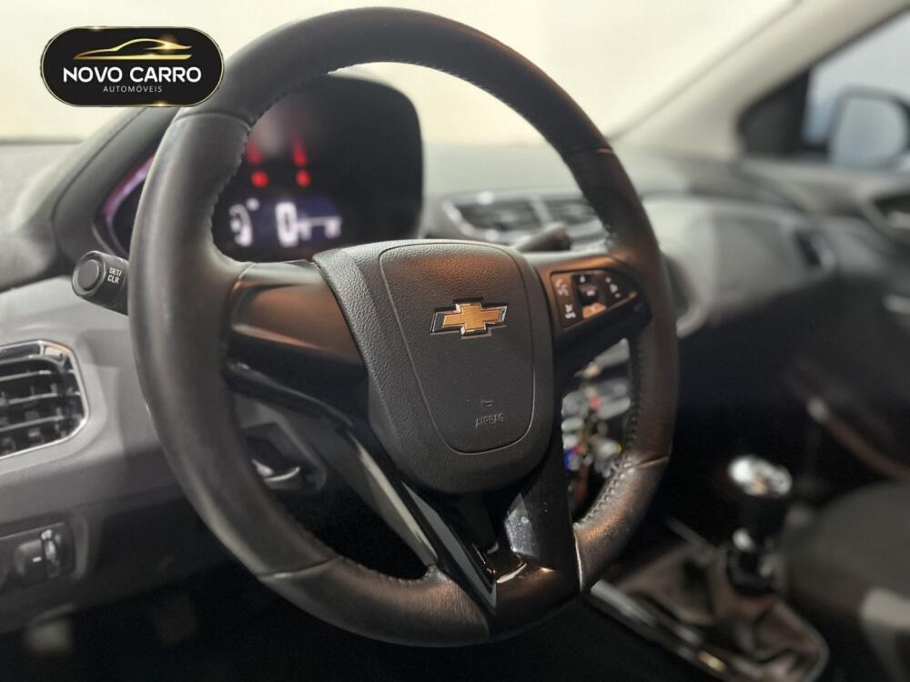 Chevrolet Onix Hatch