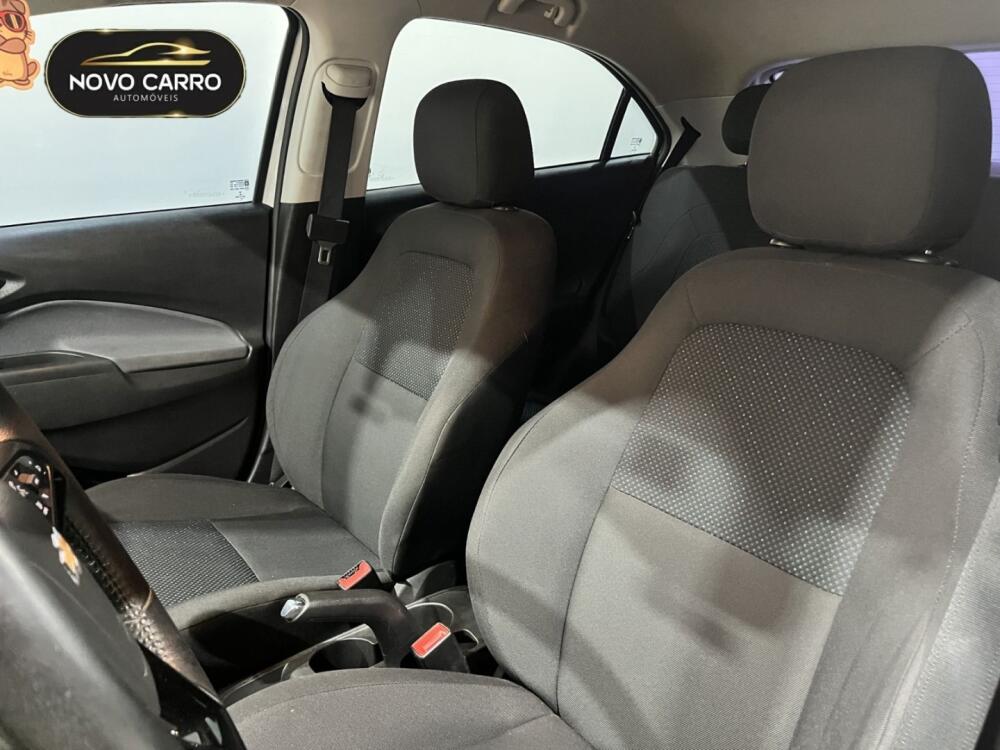 Chevrolet Onix Hatch