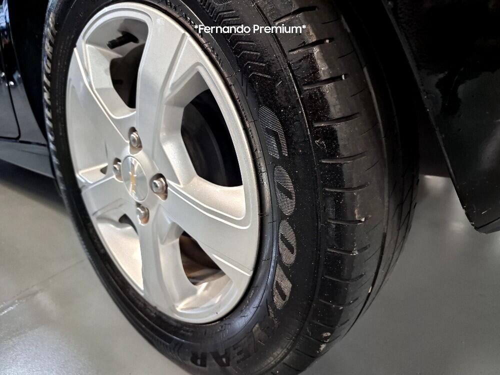 Chevrolet Onix Hatch