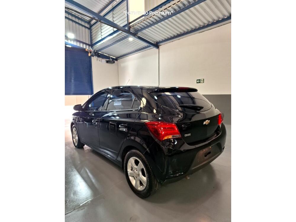 Chevrolet Onix Hatch