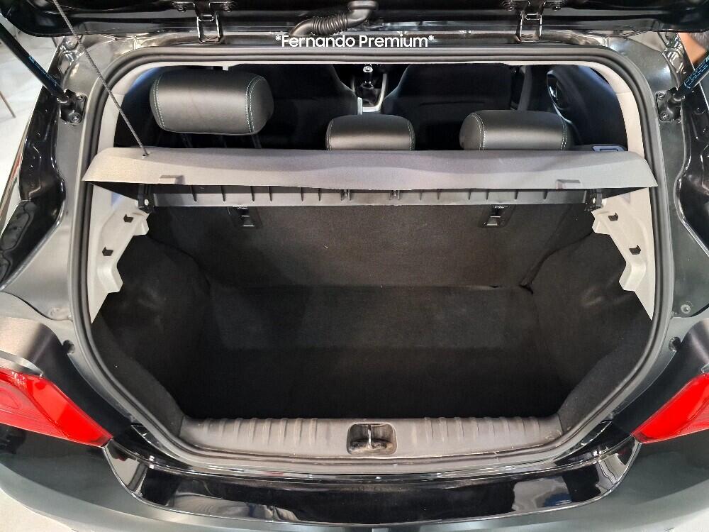 Chevrolet Onix Hatch