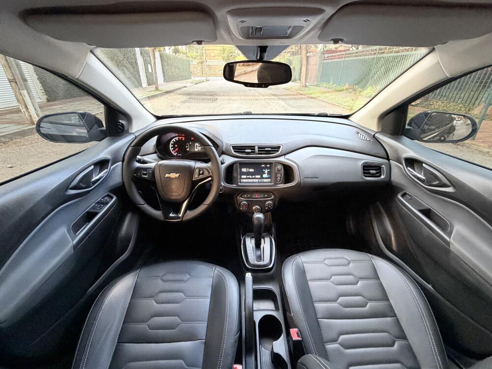 Chevrolet Onix Hatch