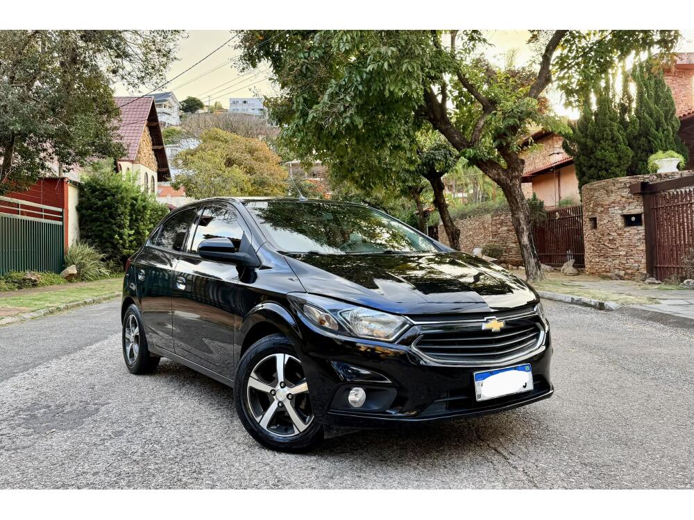 Chevrolet Onix Hatch