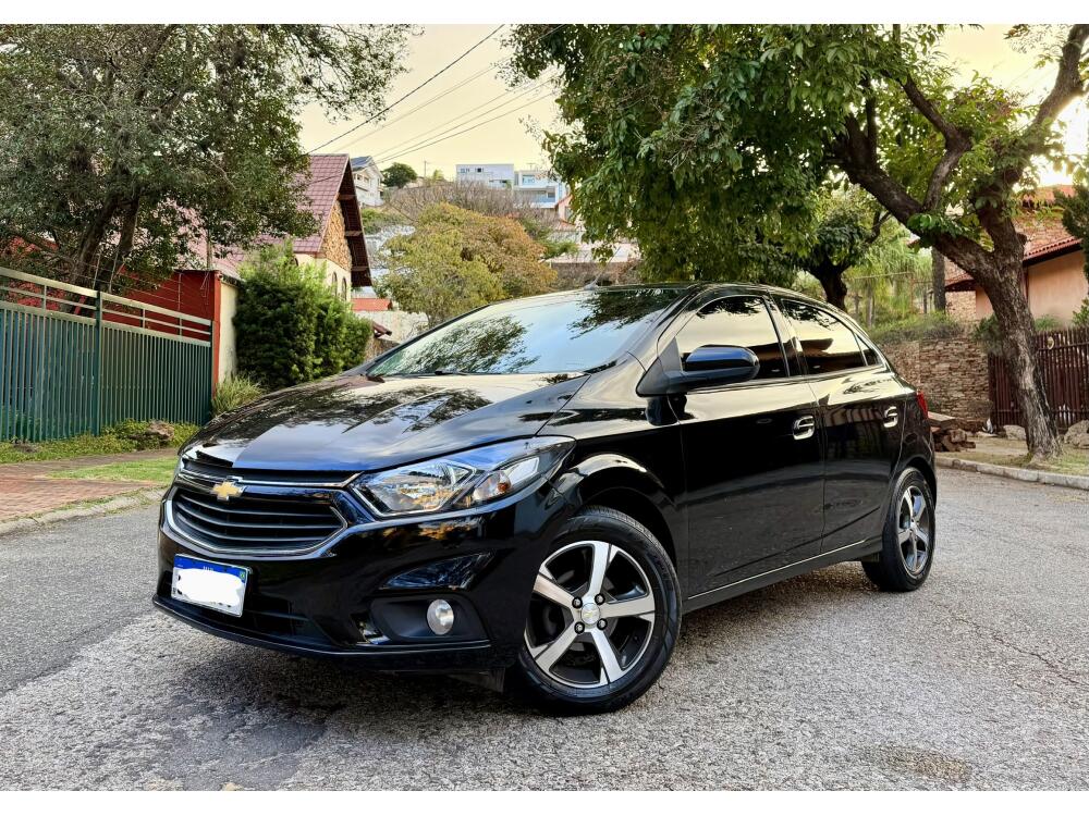 Chevrolet Onix Hatch