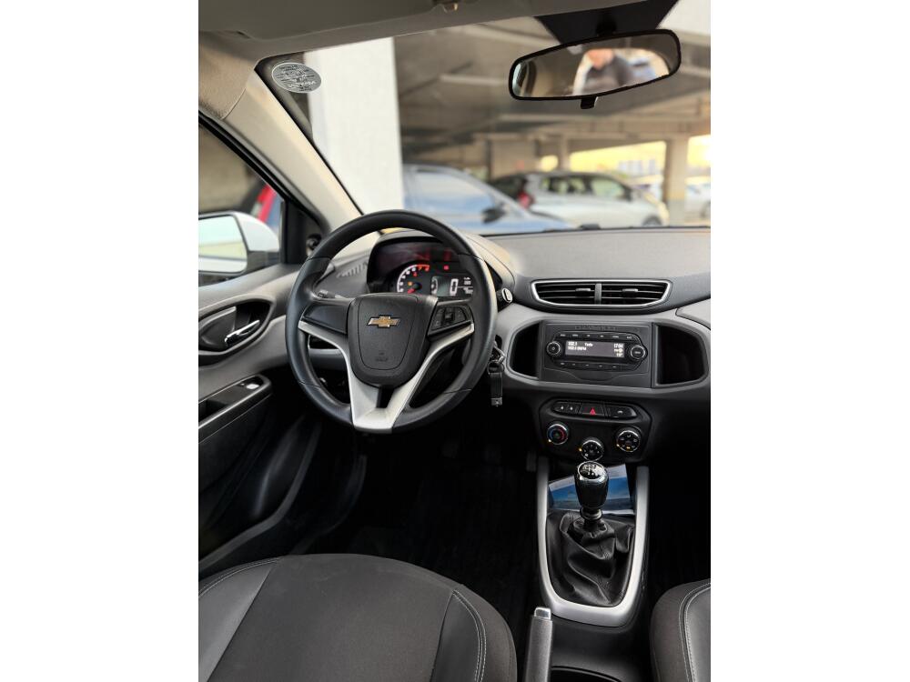 Chevrolet Onix Hatch
