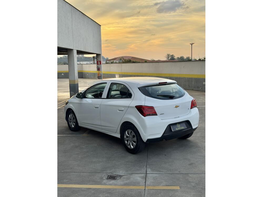 Chevrolet Onix Hatch