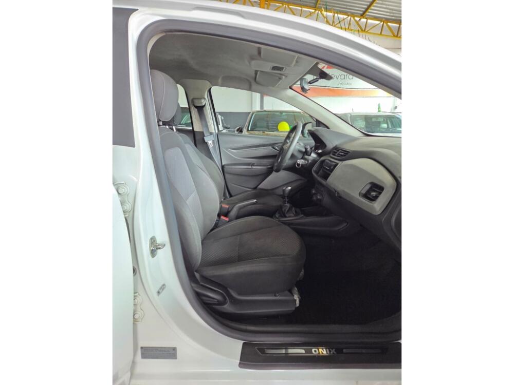 Chevrolet Onix Hatch