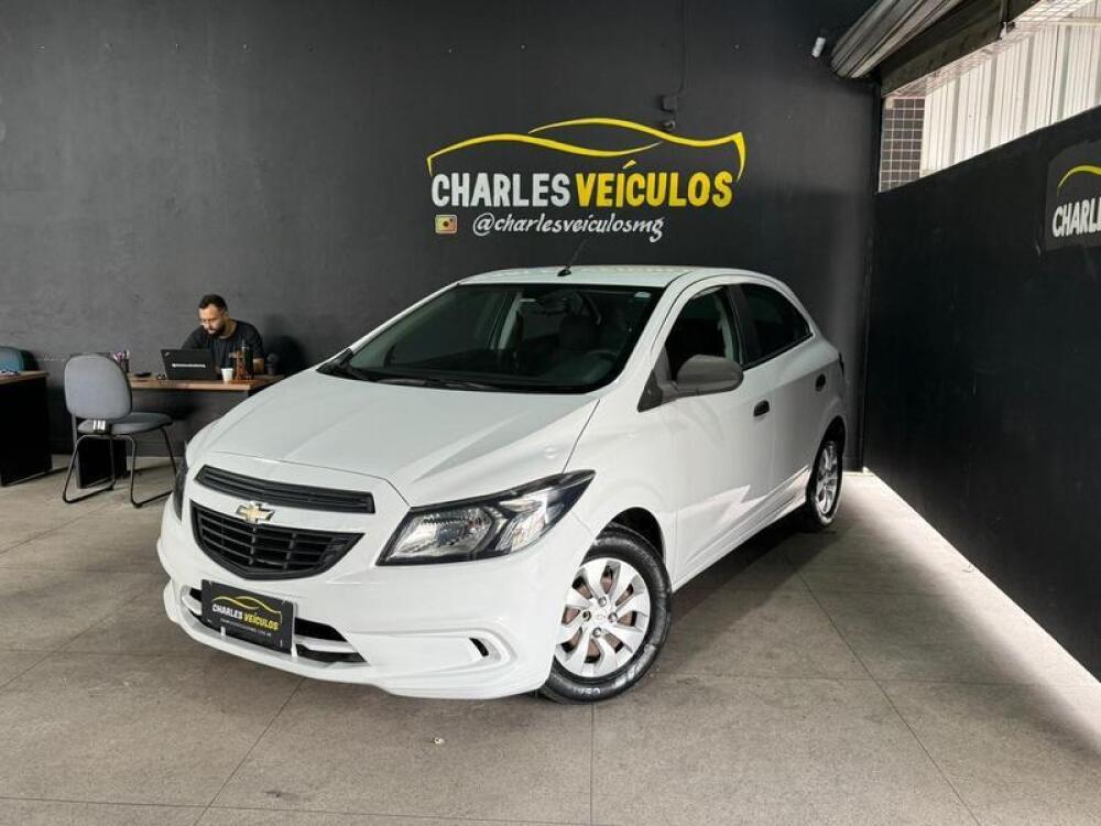 Chevrolet Onix Hatch