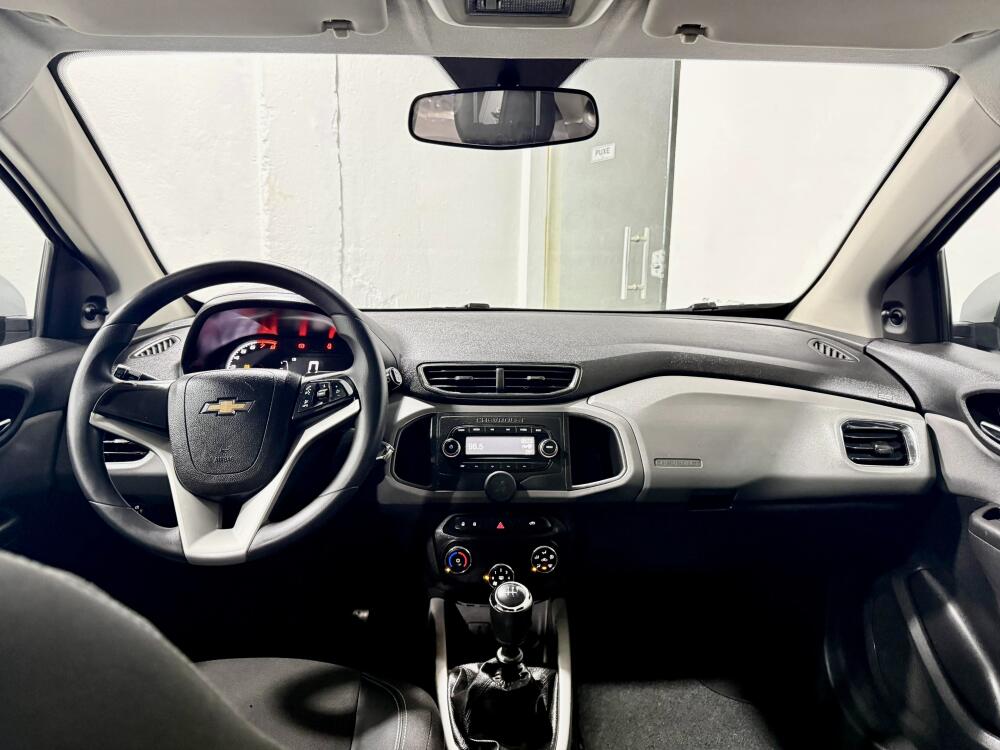 Chevrolet Onix Hatch